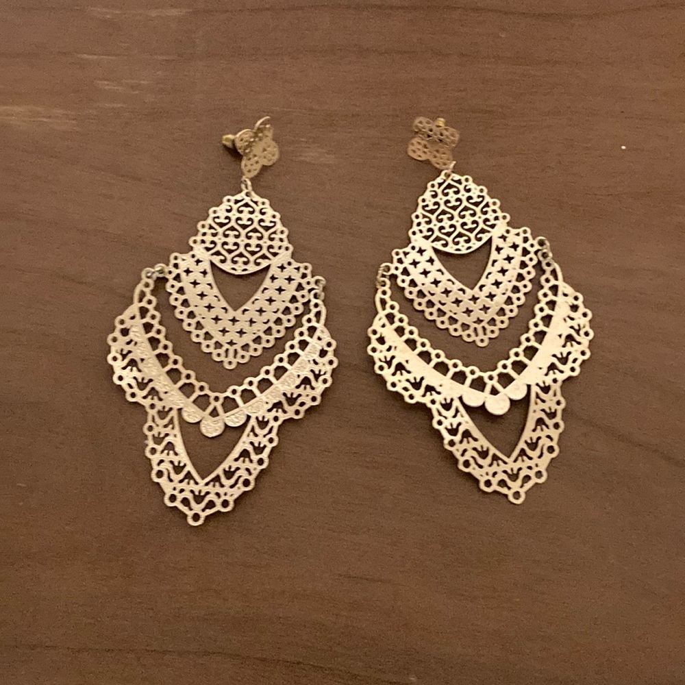 Gold Rue 21 chandelier earrings